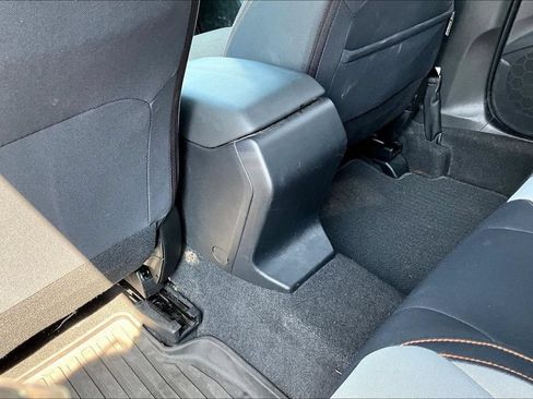 Used 2019 Subaru Crosstrek 2.0i Premium AWD/4WD image 10
