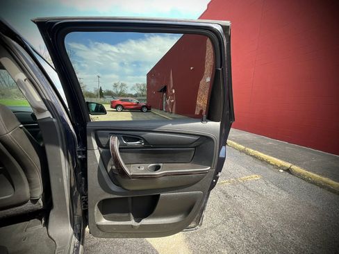 Used 2016 Chevrolet Traverse LTZ image 29