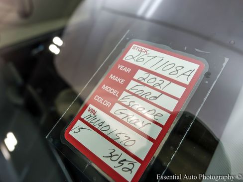 Certified 2021 Ford Escape Titanium w/ Class II Trailer Tow Package image 29