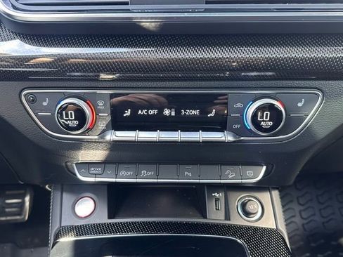 Used 2022 Audi SQ5 Premium Plus image 19