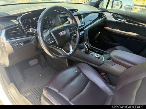 Used 2021 Cadillac XT6 Premium Luxury FWD image 13