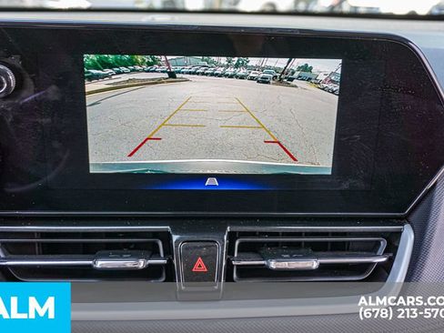 Used 2025 Chevrolet TrailBlazer LT AWD/4WD image 34