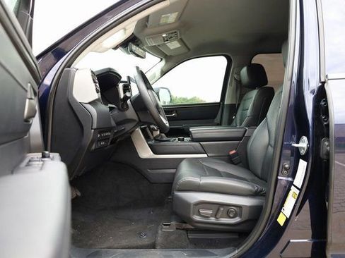 Used 2024 Toyota Tundra Limited image 11
