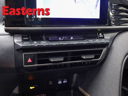 Used 2025 Toyota Camry LE FWD image 19