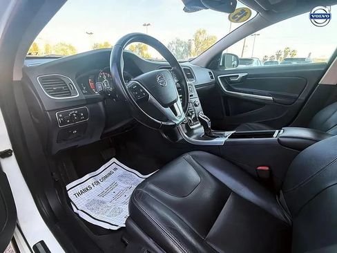 Used 2015 Volvo V60 T5 Premier FWD image 22