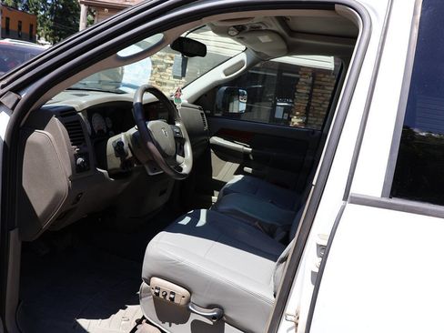 Used 2006 Dodge Ram 2500 Truck Laramie AWD/4WD image 29