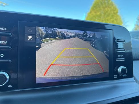 Used 2024 Kia Seltos LX image 12