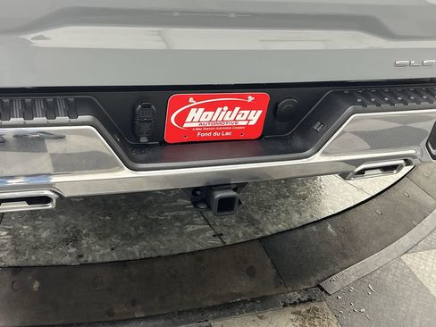 Used 2024 GMC Sierra 1500 SLE w/ X31 Off-Road Package image 32