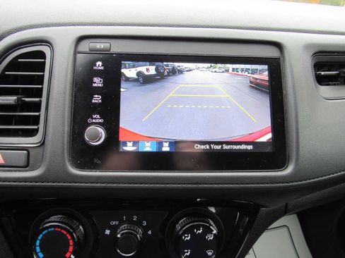 Used 2019 Honda HR-V Sport image 19