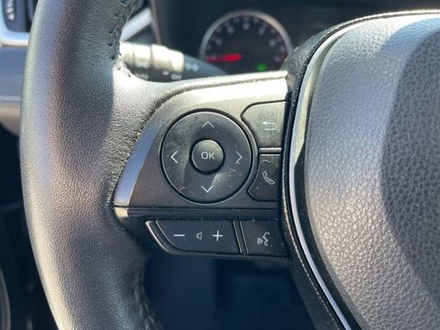 Used 2021 Toyota RAV4 XLE w/ XLE Grade Weather Package AWD/4WD image 23