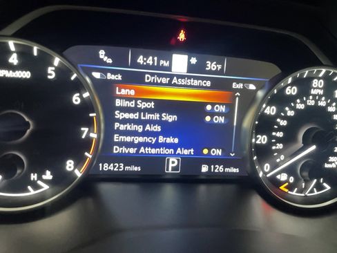 Used 2023 Nissan Murano Platinum w/ Cargo Package image 14