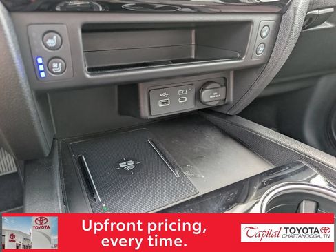 Used 2025 Honda Ridgeline Black Edition image 22