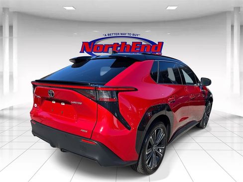 Used 2023 Toyota bZ4X AWD w/ Weather Package image 3