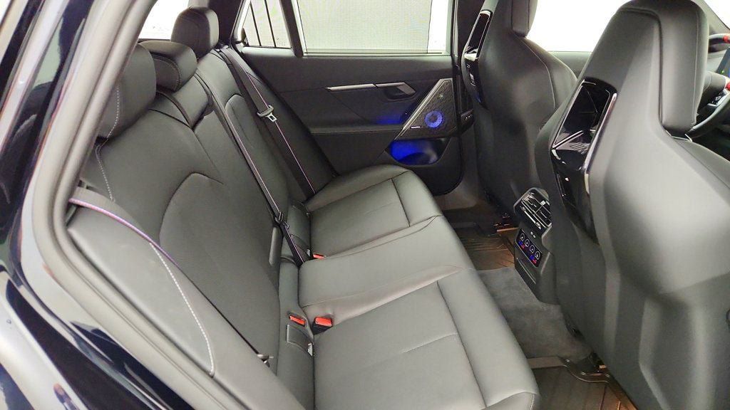 Used 2025 BMW M5 Touring w/ M Driver's Package AWD/4WD image 24