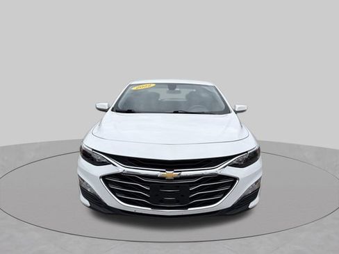 Used 2022 Chevrolet Malibu LT FWD image 2