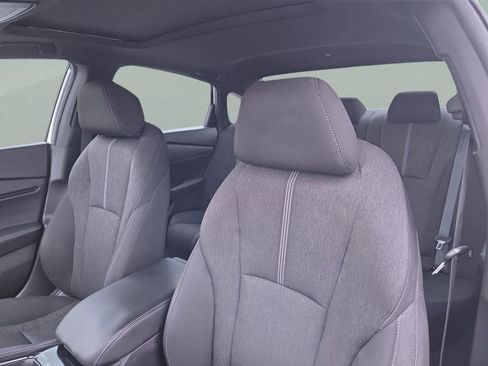 Used 2023 Honda Accord Sport image 12