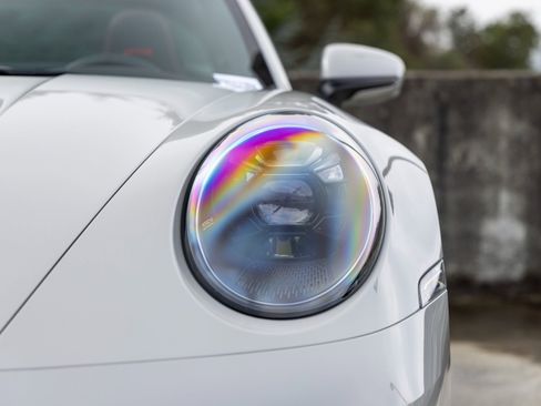 Certified 2022 Porsche 911 Targa 4 GTS image 16