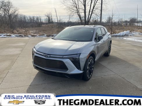 Used 2025 Chevrolet Blazer EV RS image 1