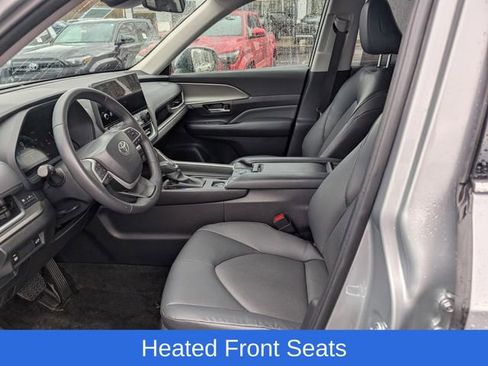 Used 2024 Toyota Grand Highlander XLE image 14