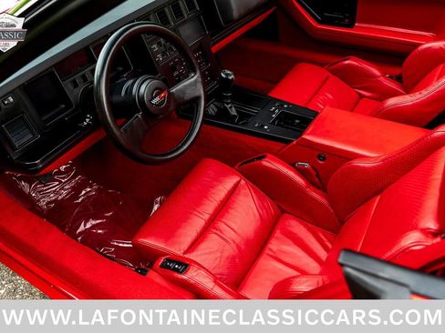 Used 1988 Chevrolet Corvette Convertible RWD image 78