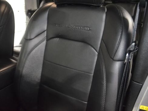 Used 2021 Jeep Gladiator Sport image 14