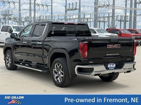 Used 2022 GMC Sierra 1500 SLT w/ SLT Premium Plus Package AWD/4WD image 7