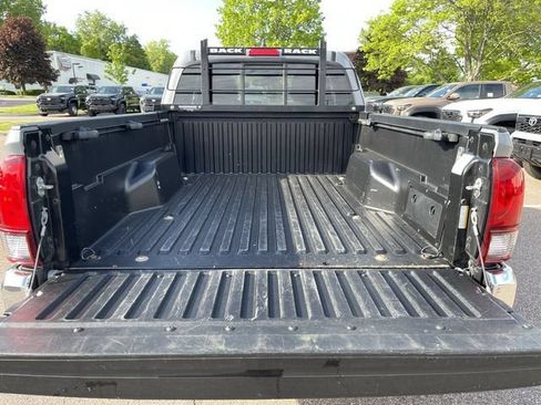 Certified 2021 Toyota Tacoma SR5 AWD/4WD image 22