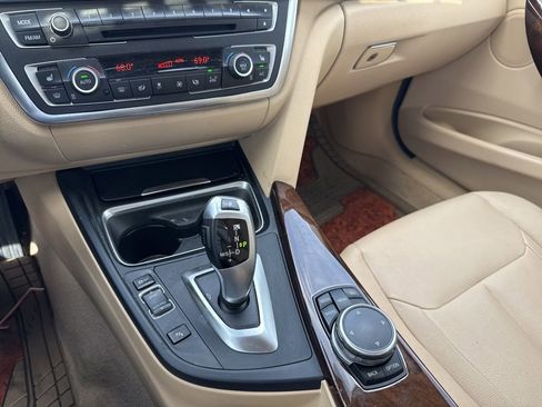 Used 2015 BMW 328i xDrive Sedan AWD/4WD image 21