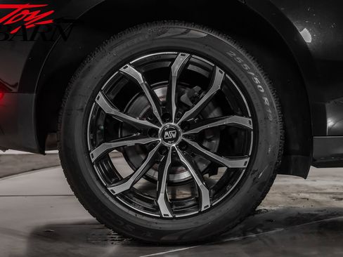 Used 2021 Porsche Macan S image 13