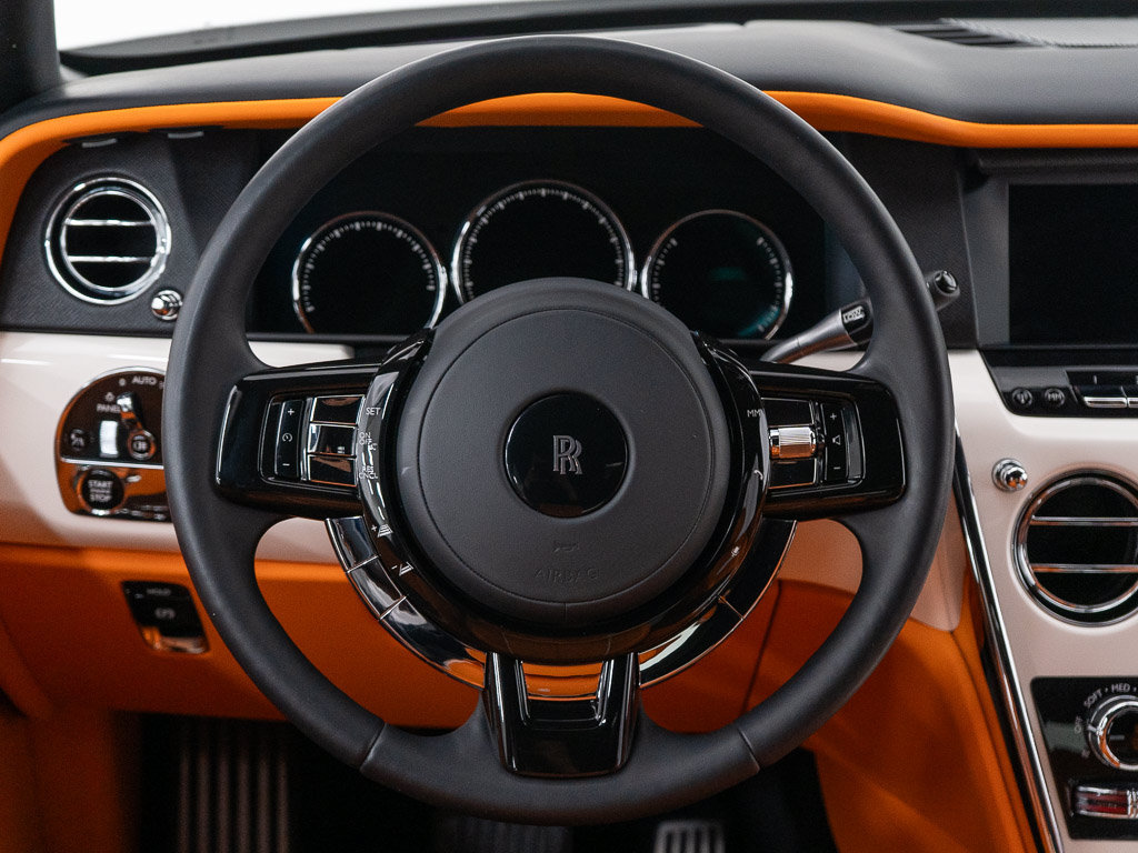 Certified 2023 Rolls-Royce Cullinan AWD/4WD image 36