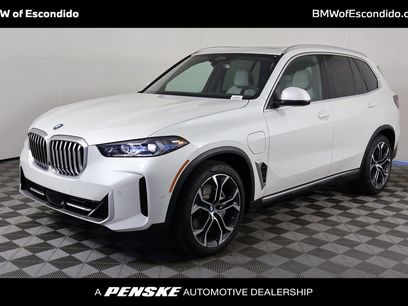 New 2025 BMW X5 xDrive50e w/ Parking Assistance Package