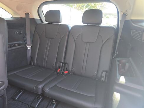 Used 2023 Kia Sorento SX AWD/4WD image 8