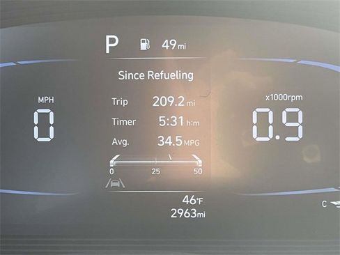 Certified 2025 Hyundai Venue SEL image 20