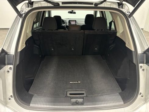 Used 2025 Nissan Rogue SV AWD/4WD image 7