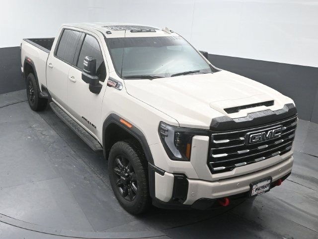 Used 2026 GMC Sierra 2500 AT4 w/ AT4 Premium Plus Package AWD/4WD image 41