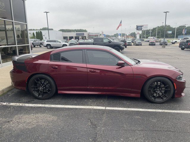 Used 2017 Dodge Charger R/T RWD image 3