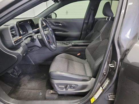 Used 2023 Toyota Crown AWD/4WD image 12