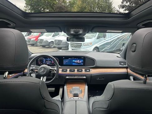 Certified 2024 Mercedes-Benz GLS 450 4MATIC image 36