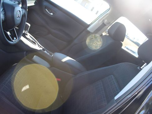 New 2026 Honda HR-V LX image 5