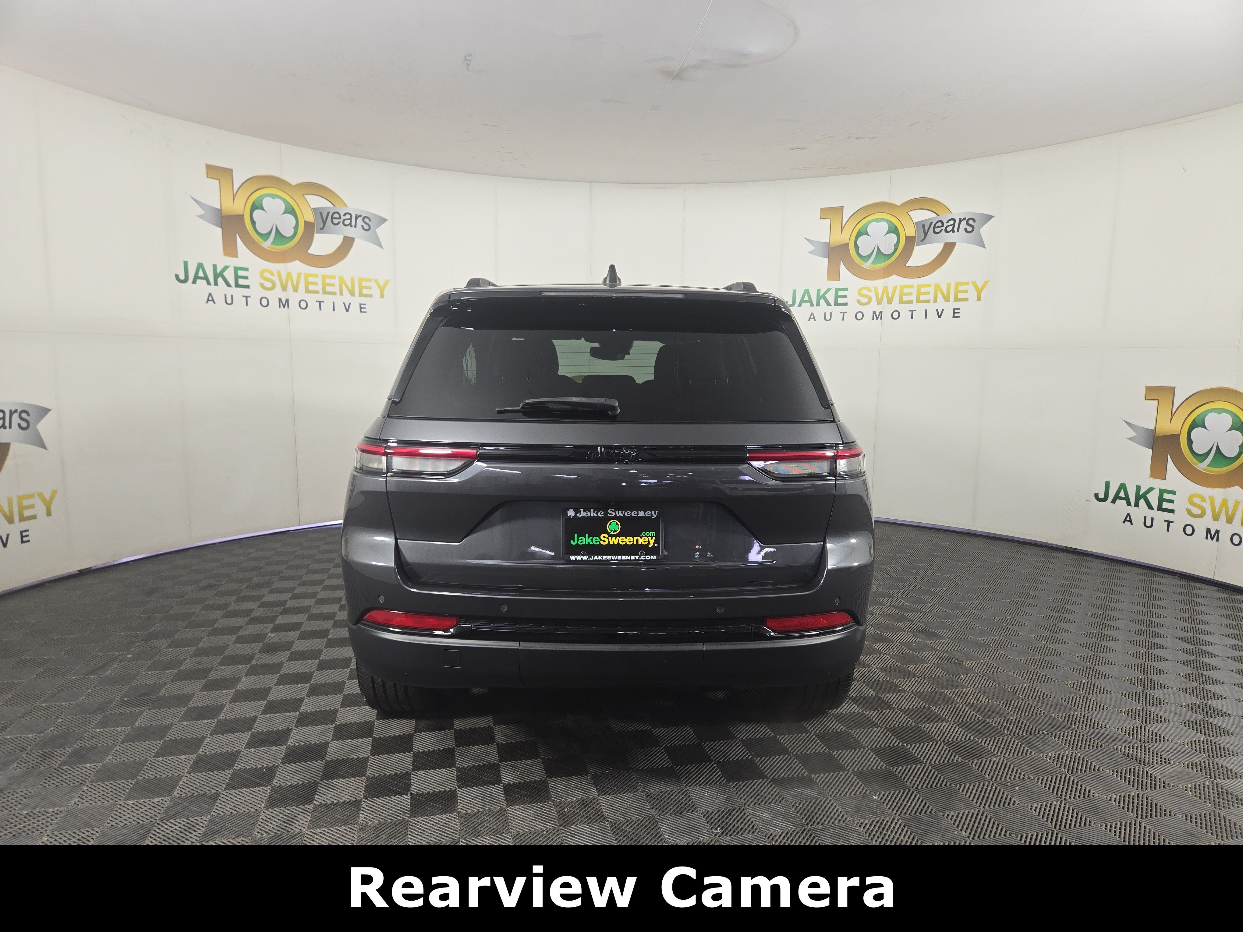 Used 2023 Jeep Grand Cherokee Altitude AWD/4WD image 7