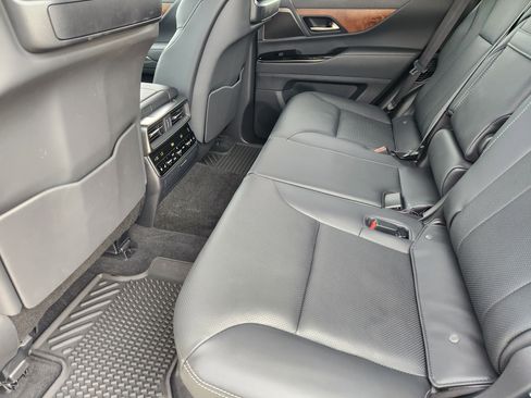 Certified 2025 Lexus LX 700h Luxury image 35