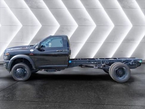New 2026 RAM 5500 Tradesman w/ Max Tow Package image 19