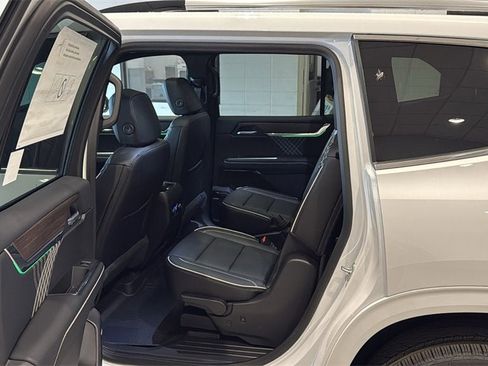 New 2026 GMC Acadia Denali w/ Super Cruise Package image 19