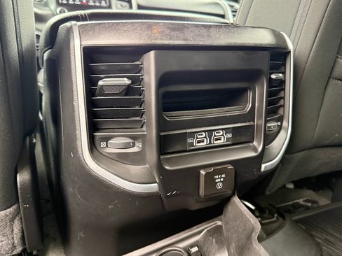Used 2021 RAM 1500 Big Horn image 32