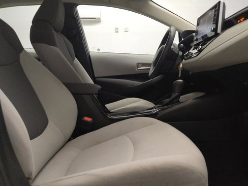 Used 2021 Toyota Corolla LE FWD image 21
