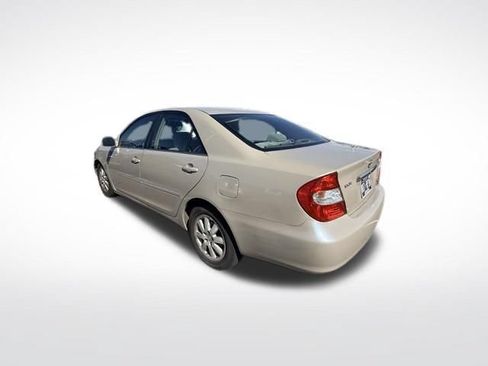 Used 2002 Toyota Camry LE FWD image 6
