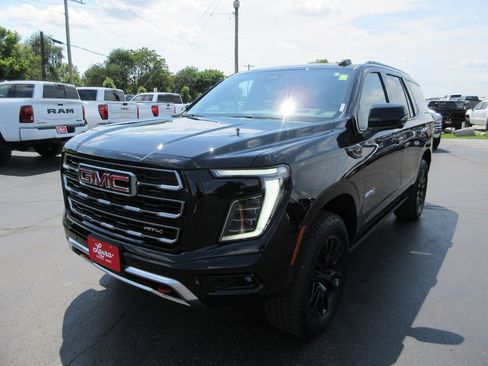 Certified 2026 GMC Yukon AT4 w/ AT4 Premium Plus Package AWD/4WD image 12