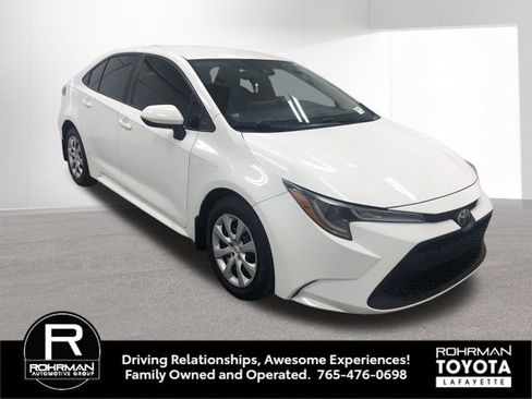 Used 2021 Toyota Corolla LE FWD image 9