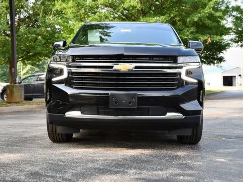 Used 2023 Chevrolet Tahoe LT AWD/4WD image 2