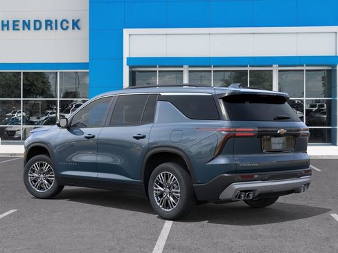 New 2026 Chevrolet Traverse LT FWD image 5